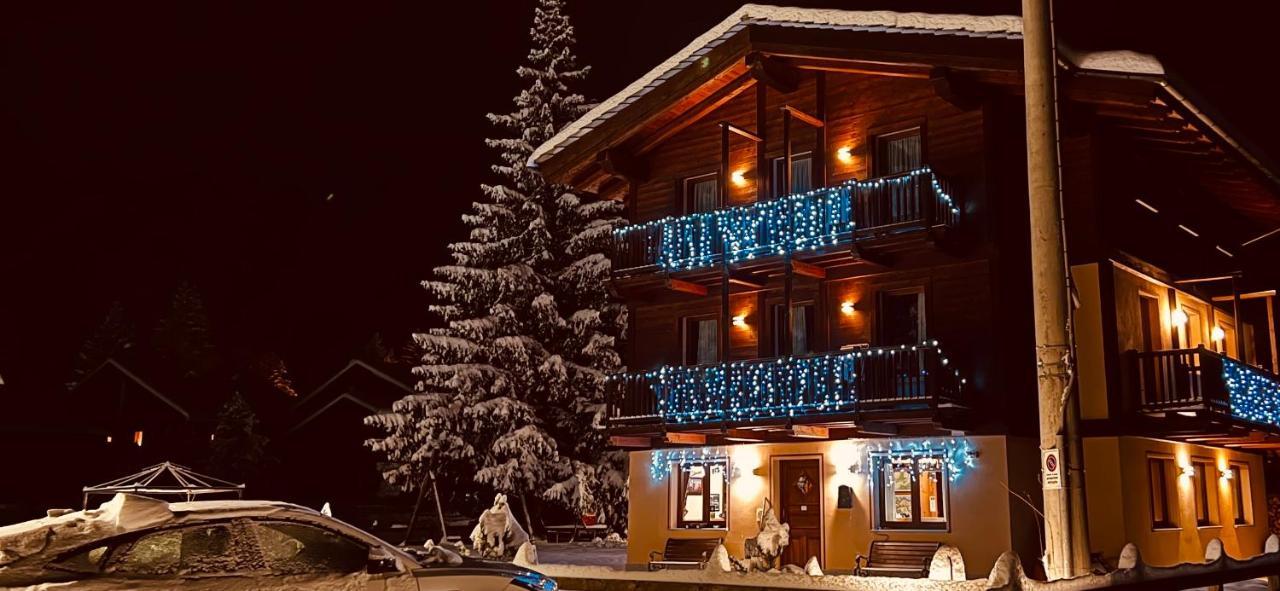 Villa Americana Chambres D'Hotes Champoluc Esterno foto
