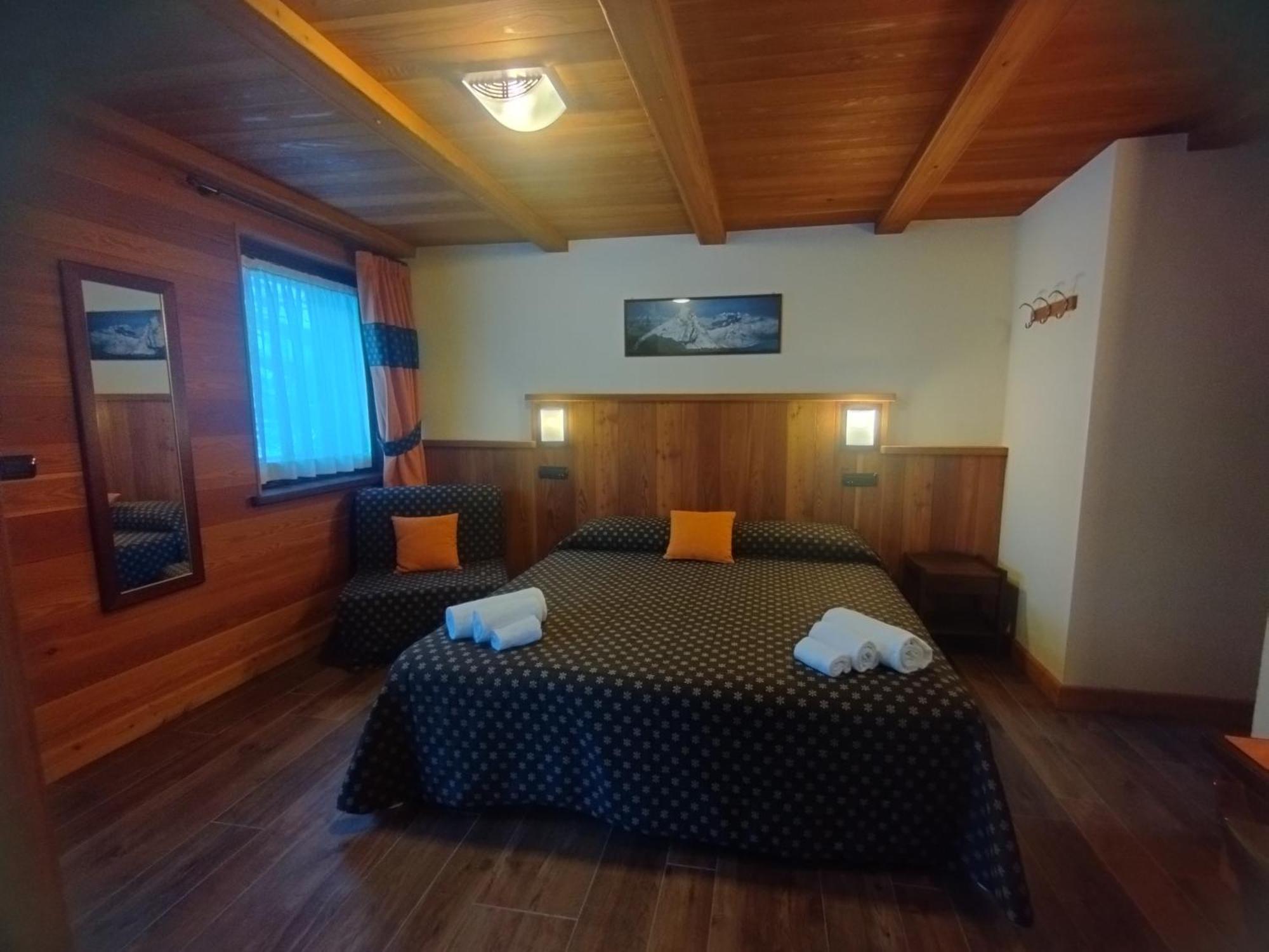 Villa Americana Chambres D'Hotes Champoluc Esterno foto