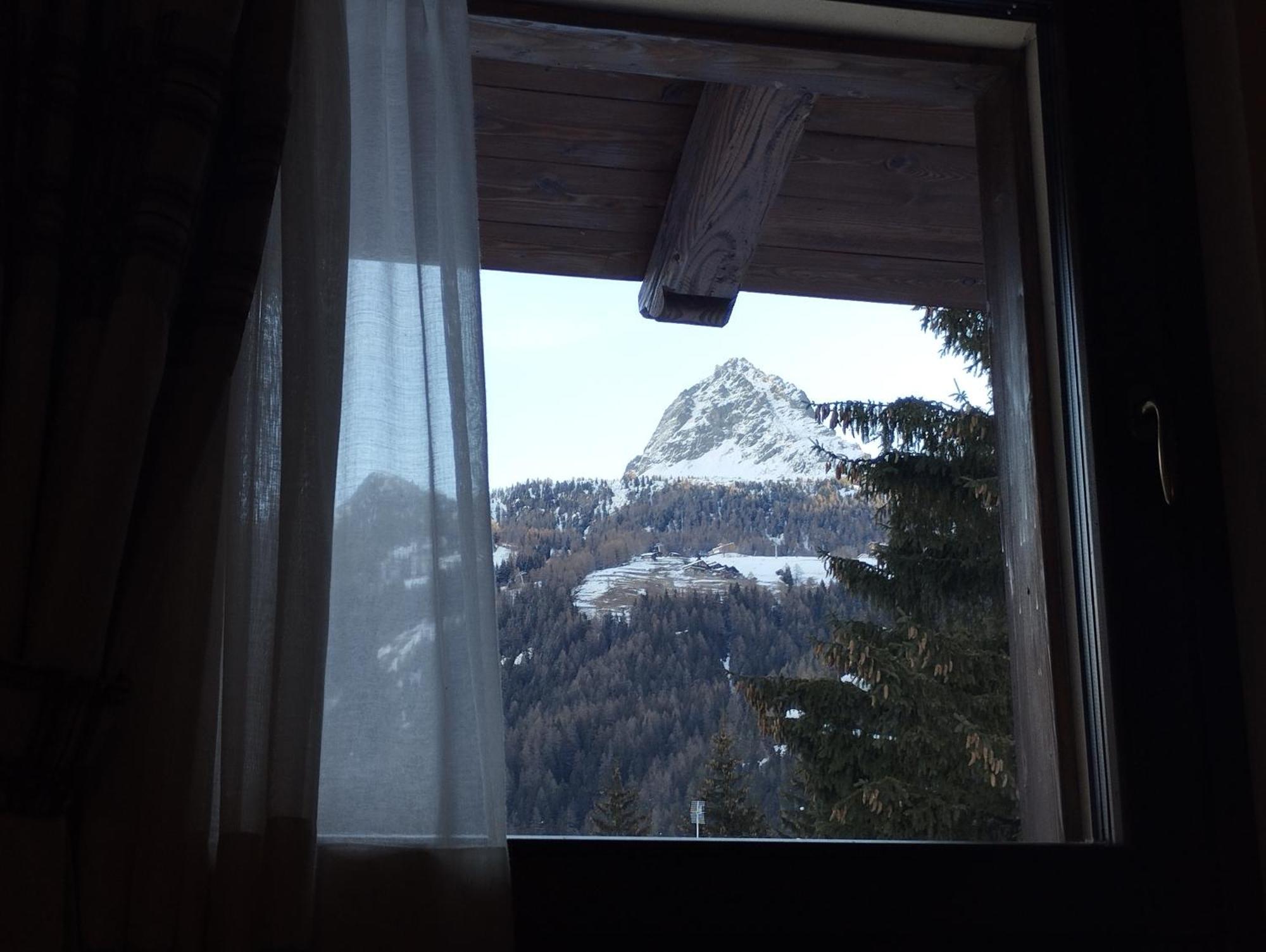 Villa Americana Chambres D'Hotes Champoluc Esterno foto