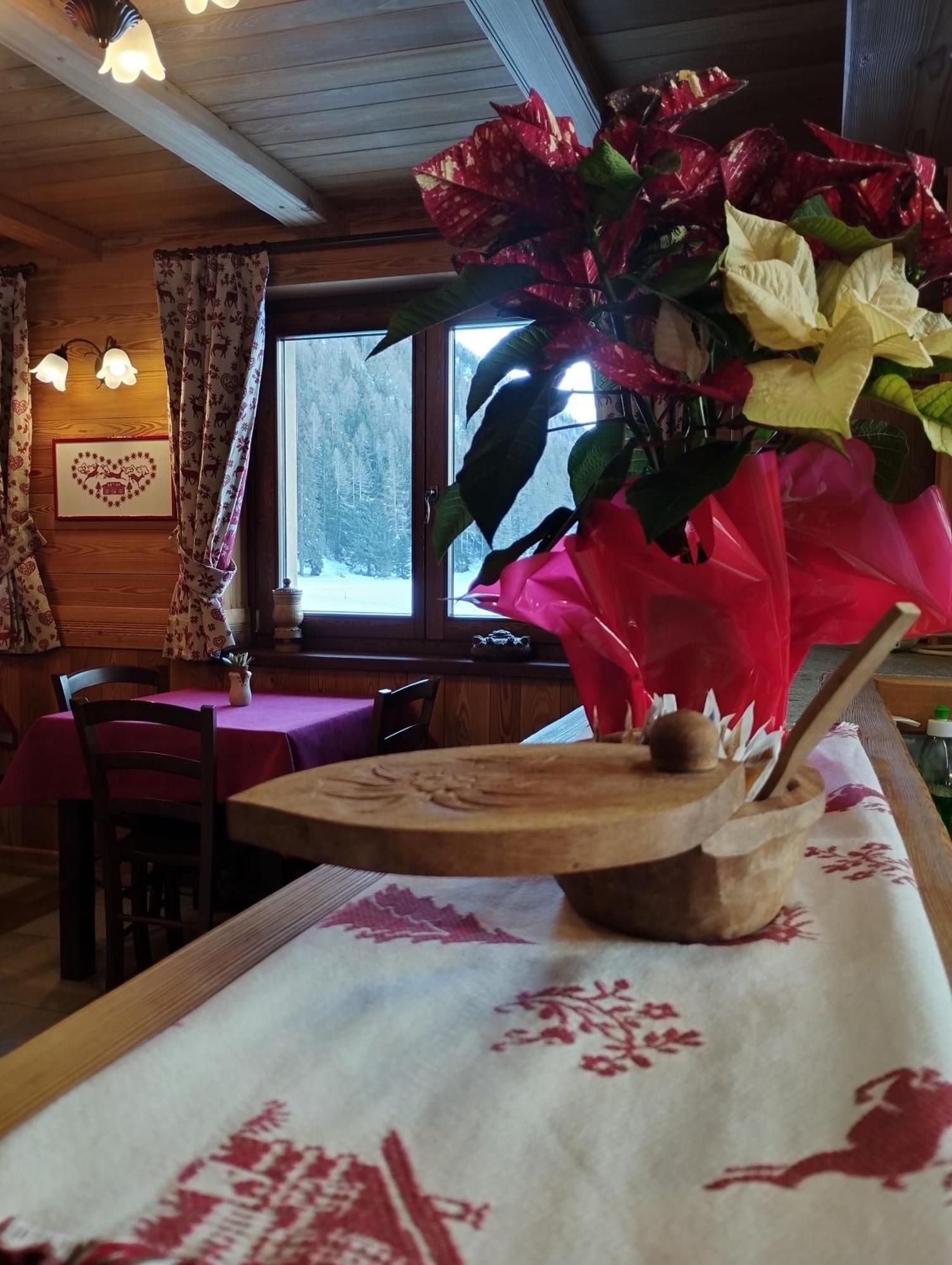 Villa Americana Chambres D'Hotes Champoluc Esterno foto