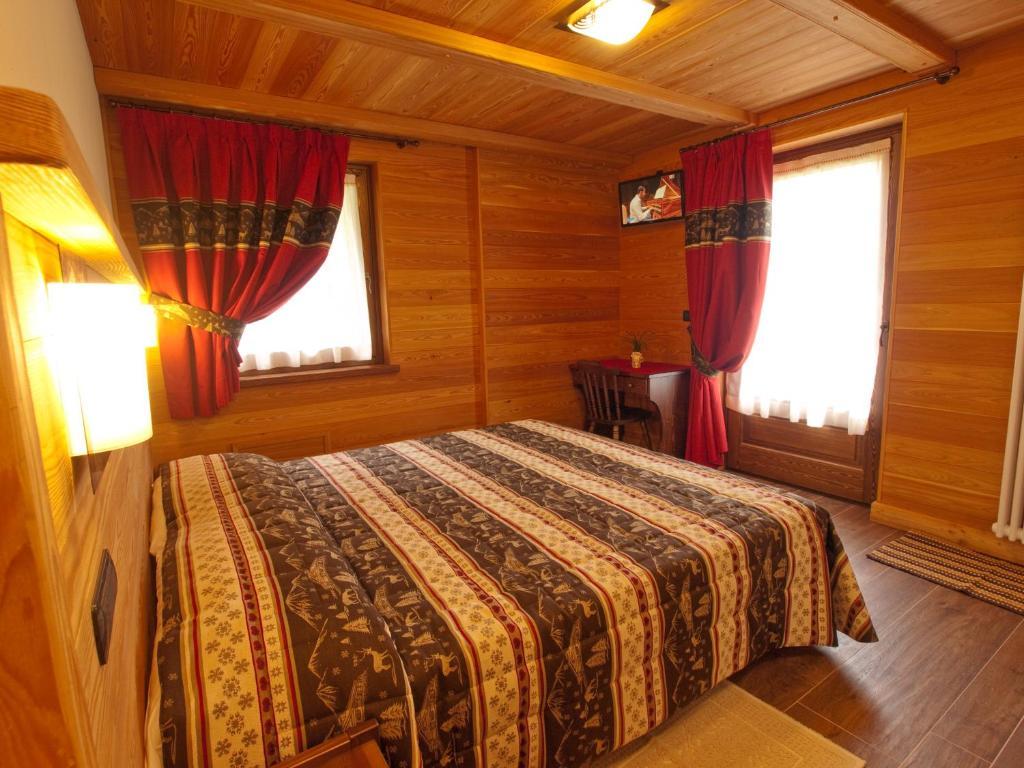 Villa Americana Chambres D'Hotes Champoluc Camera foto